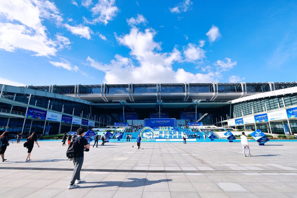 undefined JIE_4774.JPG